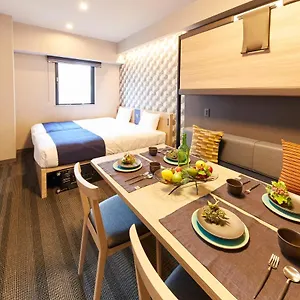 Monday Asakusabashi Akihabara Japón