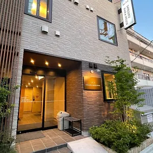 Shinjuku Warm House Japón