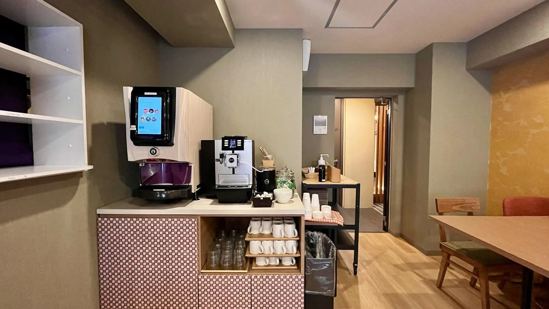 Hiyori Stay Kyoto Kamogawa 3*,  Japón